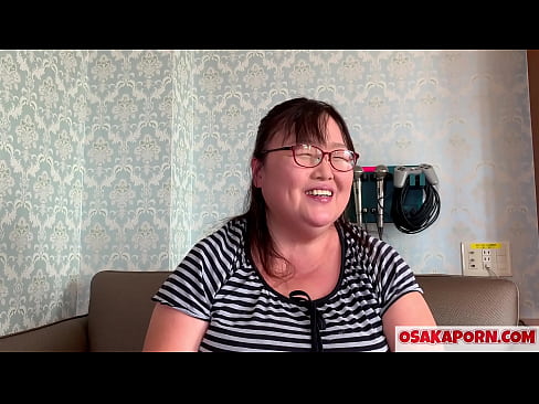 ❤️ Debela japonska mamica pokaže svoje ogromne joške in uživa v spolni igrački. Enainpetdesetletna azijska mamica govori o svojih spolnih izkušnjah. Yukiko 1 OSAKAPORN fatty milf ️ Anal video pri nas